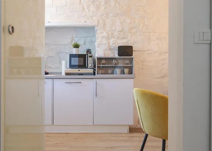 Little Urban Trieszt